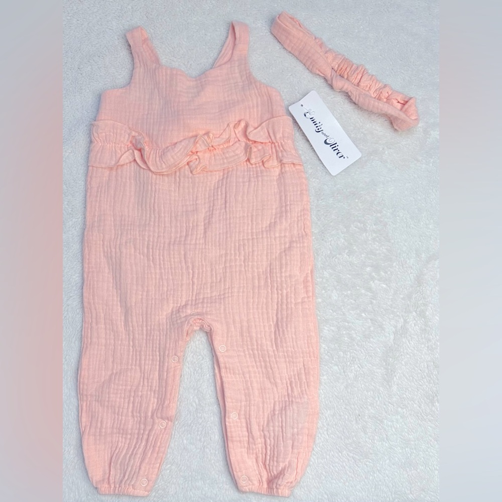 Romper with button snaps 6-9 months